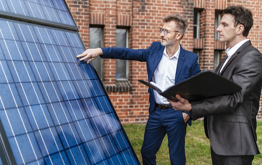 1750150335555493.jpg 戶用光伏.jpg